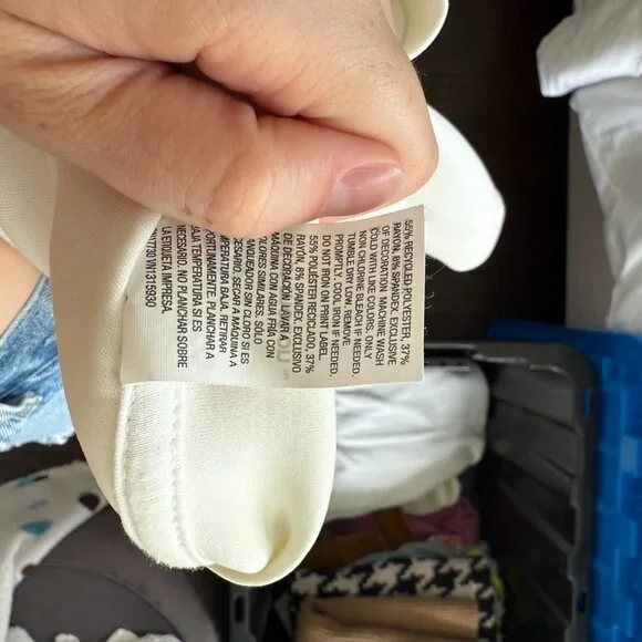 All In Motion | Sweater - Picture 2 of 3